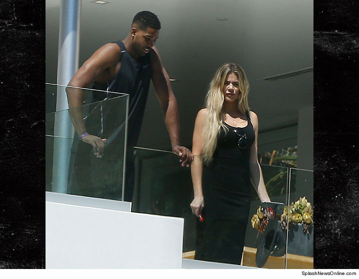 Khloe Kardashian & Tristan Thompson’s Sizzling PDA!