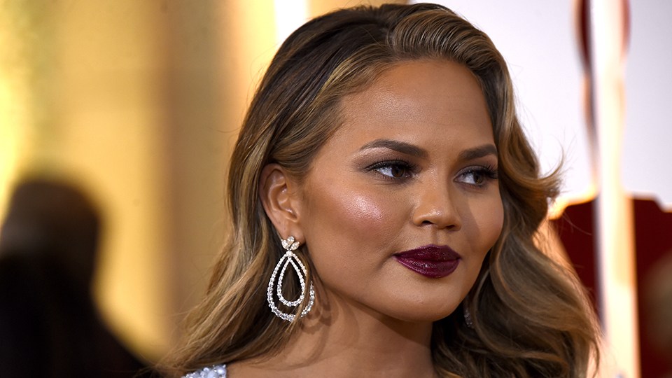 Chrissy Teigen admits to Instagram Body Jealousy and Insecurity: “I’ve Cried”