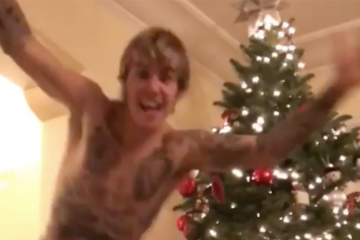 Justin Bieber Decorates Tree SHIRTLESS & Dances to Ed Sheeran’s “Perfect”