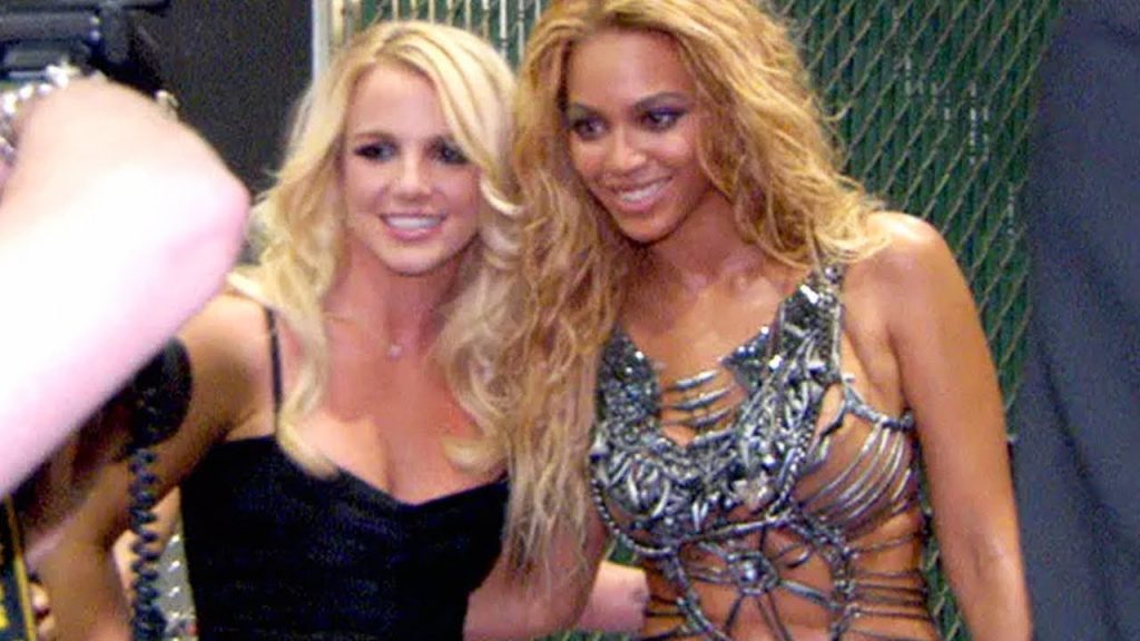 PROOF Britney Spears And Beyoncé LIKE Each Other!