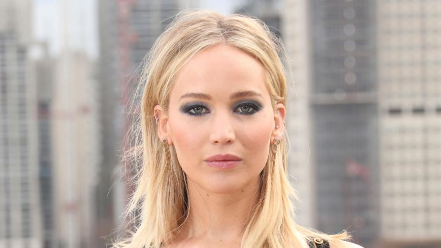 Jennifer Lawrence slams Dems, admits it’s ‘not wise’ for celebrities to talk about politics