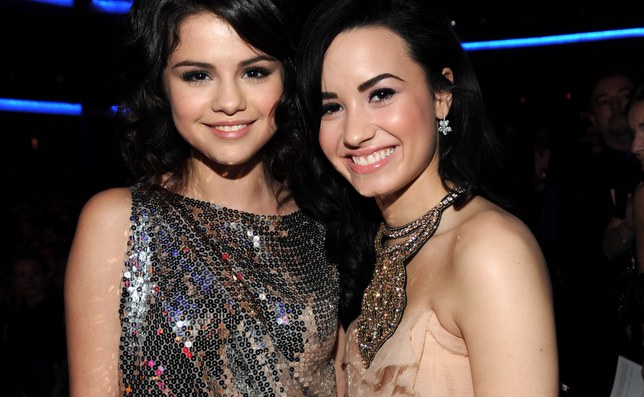 Demi Lovato unfollows Selena Gomez, Friendship over for Good?